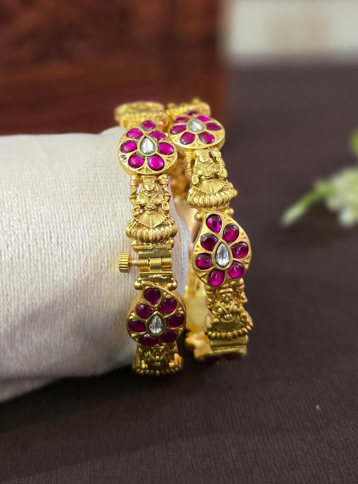 Nakshi Kundan Bangles - SV3118