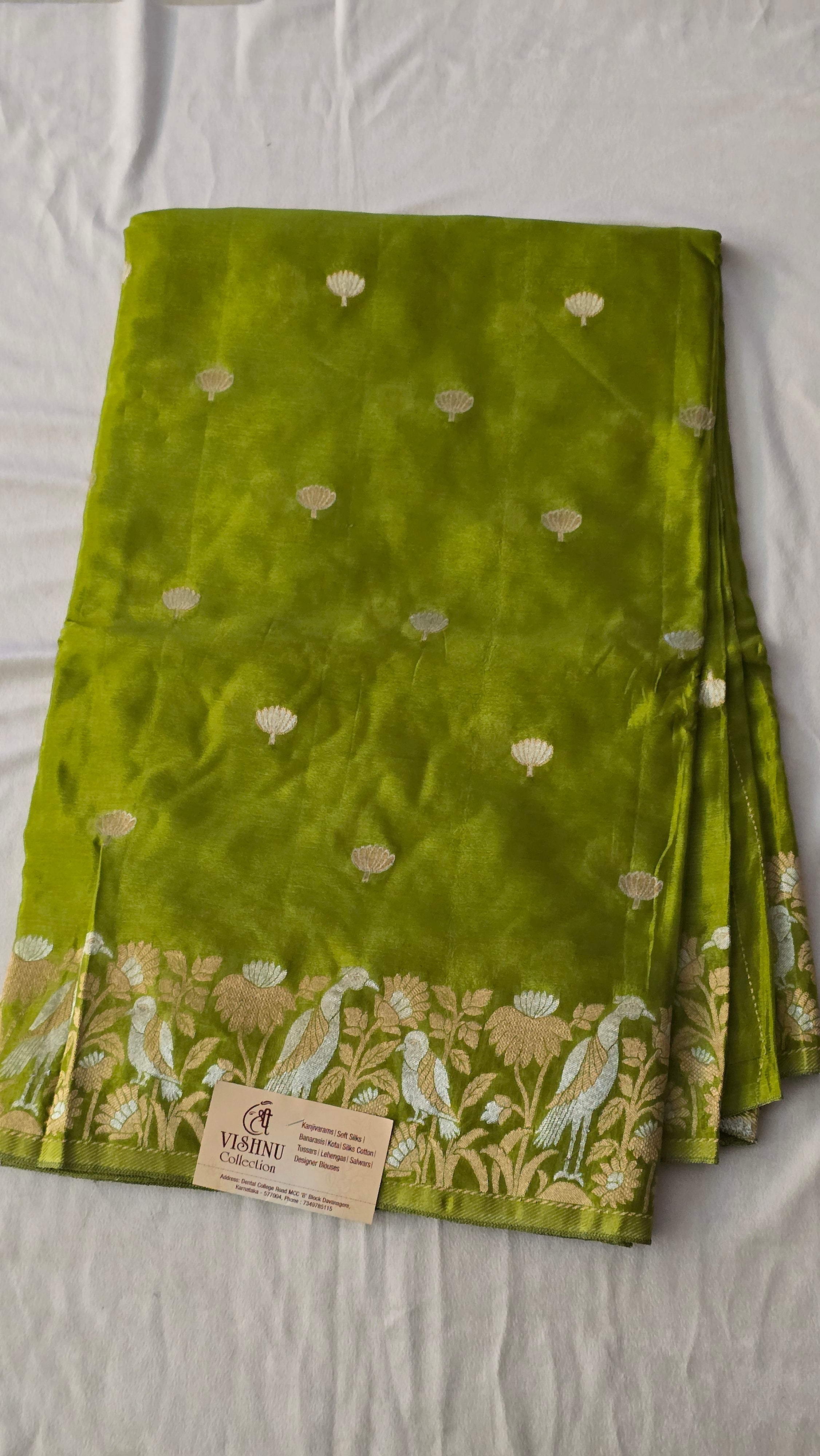 Chinnon Creap With Golden Silver Zari Boarder - 7104