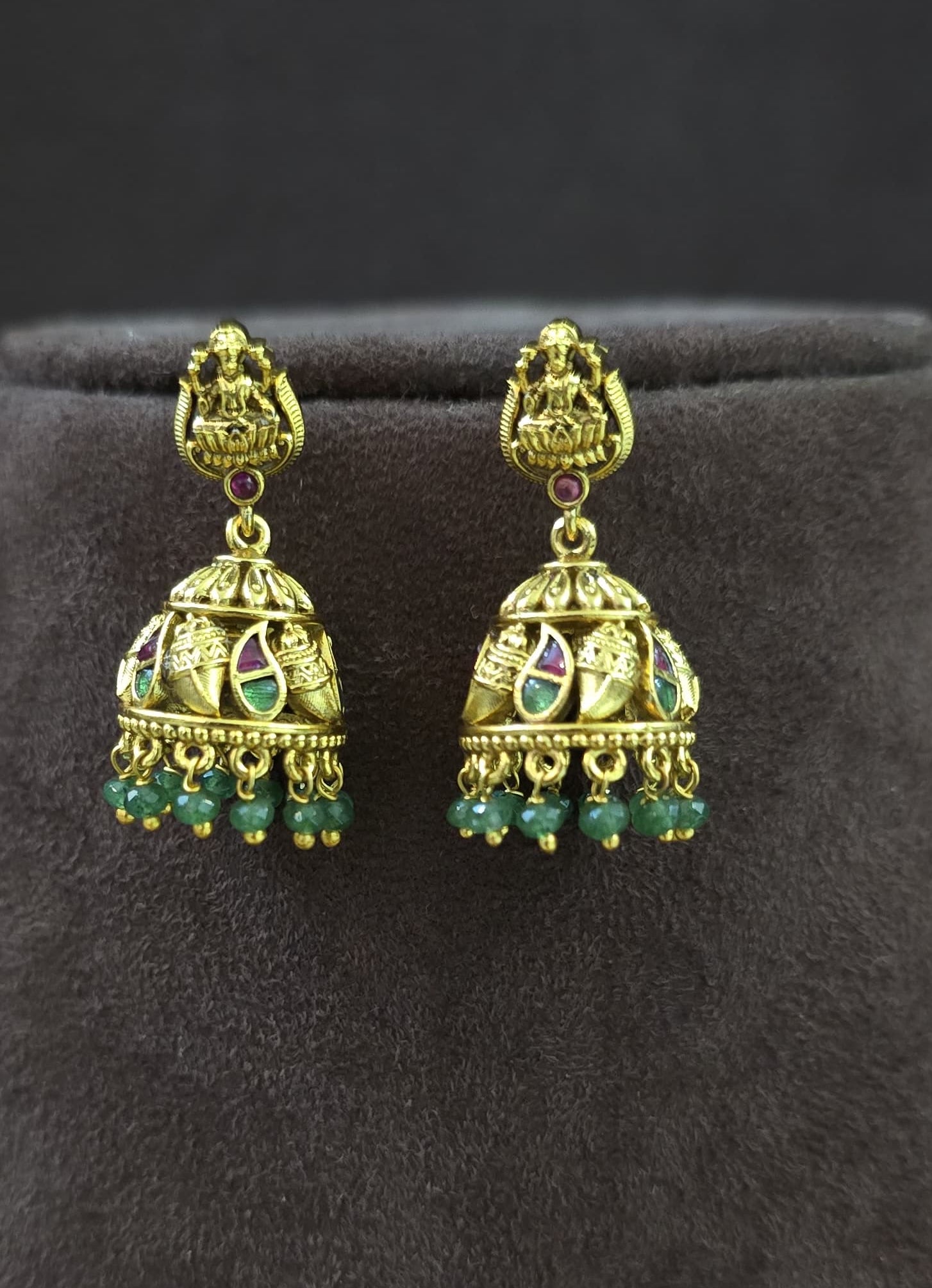 Golden Nakshi Kundan Bridal Neckset with Screw back Jumka - SV3153